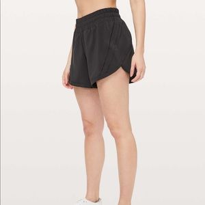 Tracker Mid-Rise Lined 5” Short